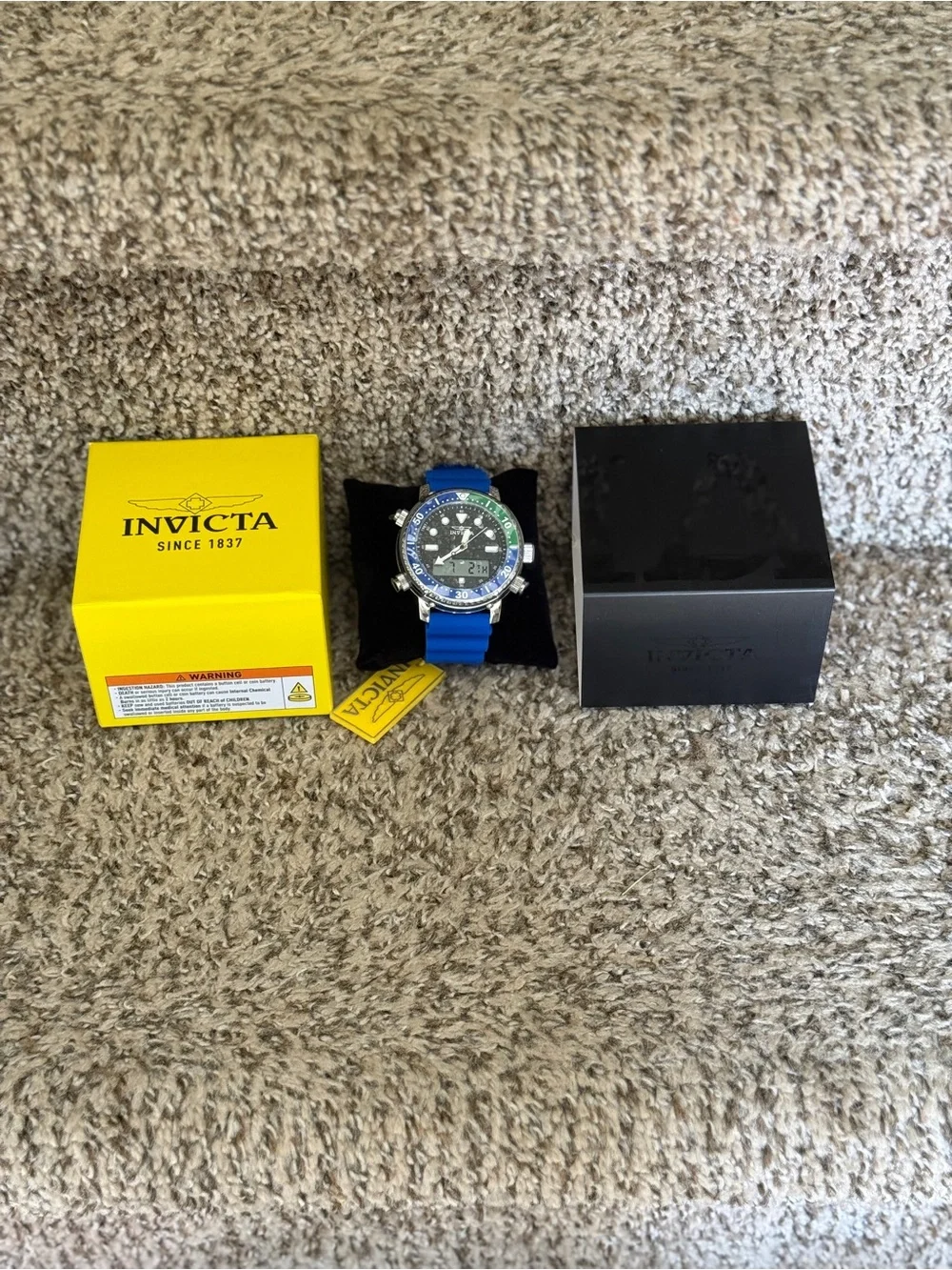 Invicta Blue and Green Dual-Display Sport Watch Mens